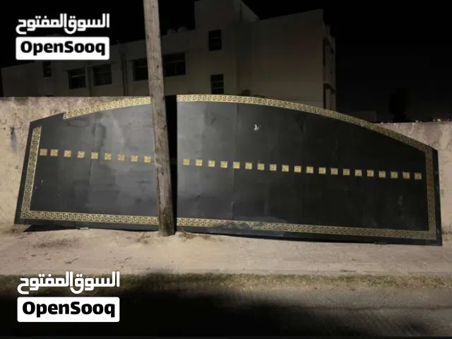 بوابه مستعملة للبيع