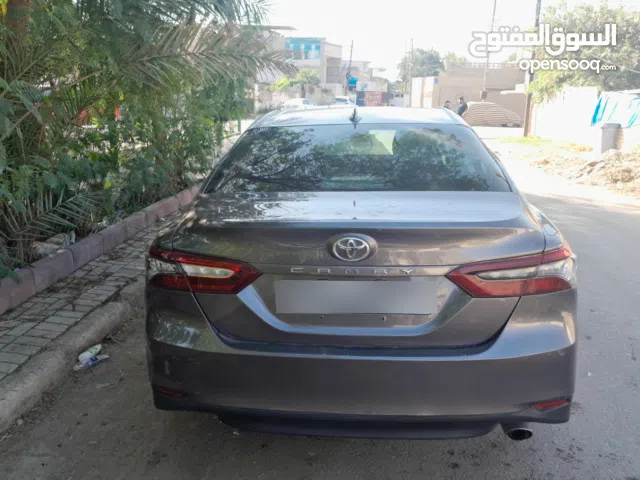 كامري وارد امريكي موديل 23 للبيع فئه XLE مواصفات فول عده البانوراما نقطه عمياء كشنات أمامي كهرباء