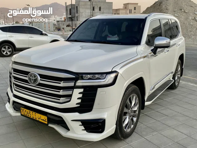 تويوتا لاند كروزر VXR موديل 2022 – خليجية من المستخدم الأول للبيع