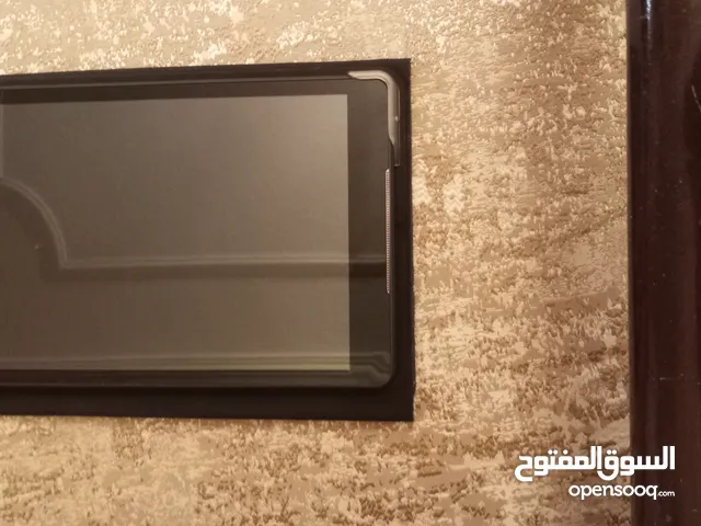 تابلت الكاتيل مستعمل للبيع بسعر مغري و بحالة ممتازة مع ملحقاته قلم و سماعة و شاحن