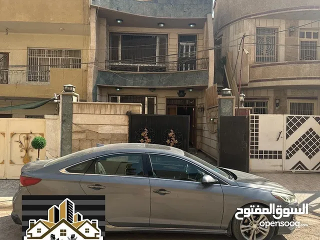 160 m2 4 Bedrooms Townhouse for Sale in Baghdad Karadah
