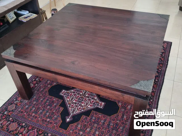 Coffee table from Marina Home it's very good condition