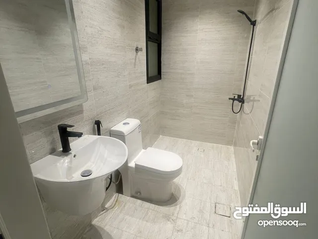 190 m2 3 Bedrooms Apartments for Rent in Dammam Al Hamra