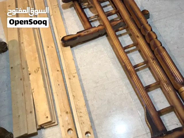 سرير للبيع في اكتوبر