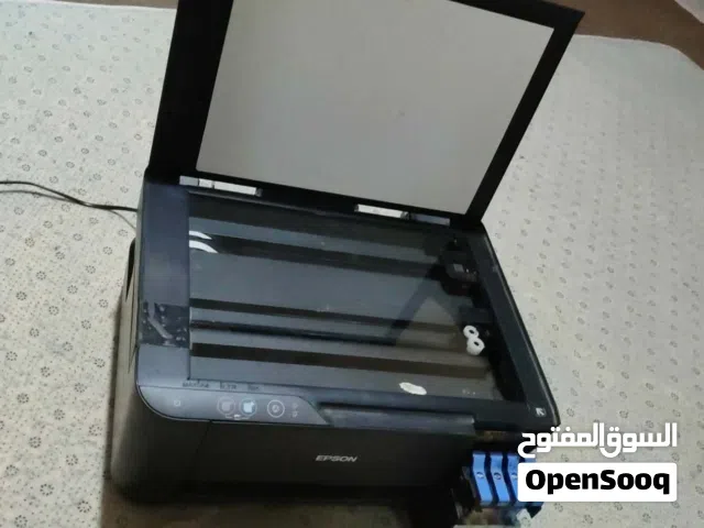 السلام عليكم طابعة ايبسون امورها تمام كل شي شغال فيها صور ملونه صور بيضاء