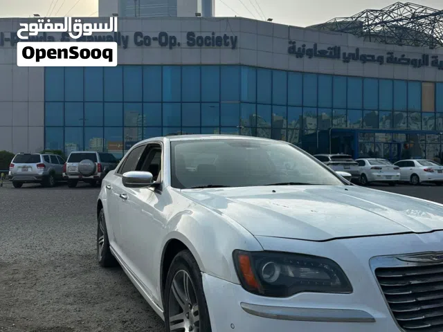 2013 كرايسلر 300 300S v8