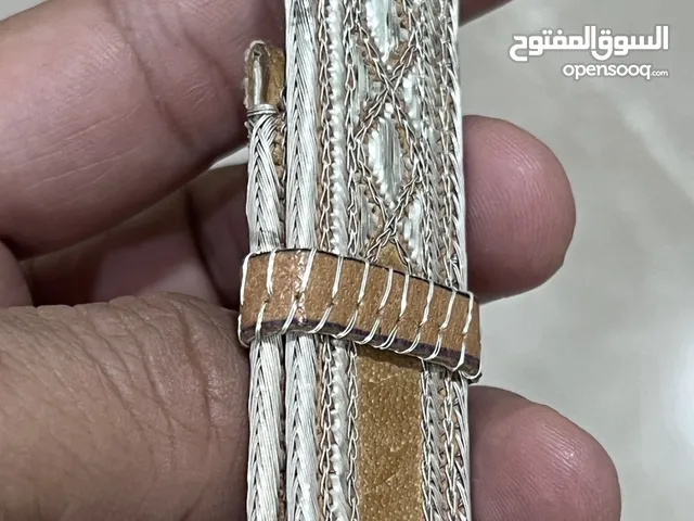 سير ساعة فضة حزام ساعه فضة بلمسة الخنجر العماني