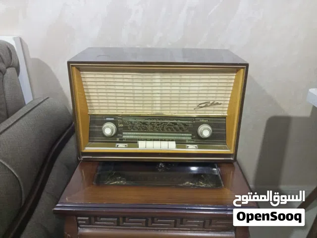 راديو قديم تحفه للبيع