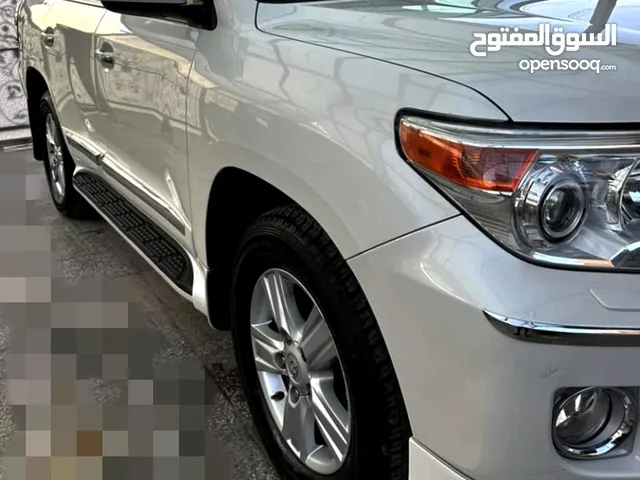 Used Toyota Land Cruiser in Muthanna
