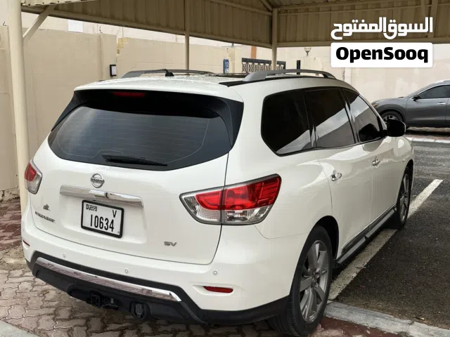 نيسان باثفيندر 2017 ماشي 170000 كم بحاله جيده جدا