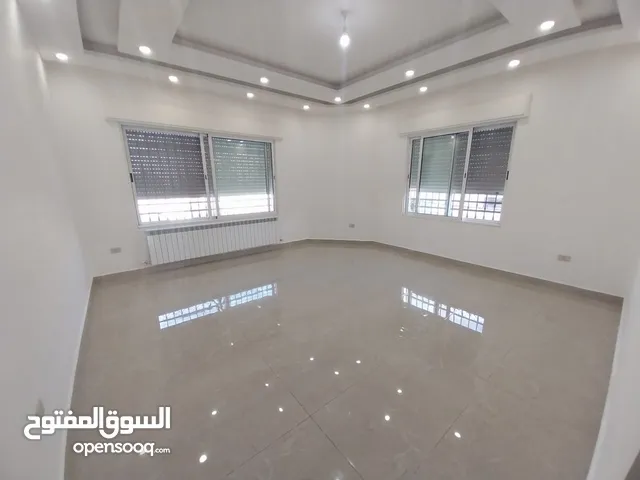 شقة غير مفروشة للإيجار ( Property 40148 ) سنوي فقط