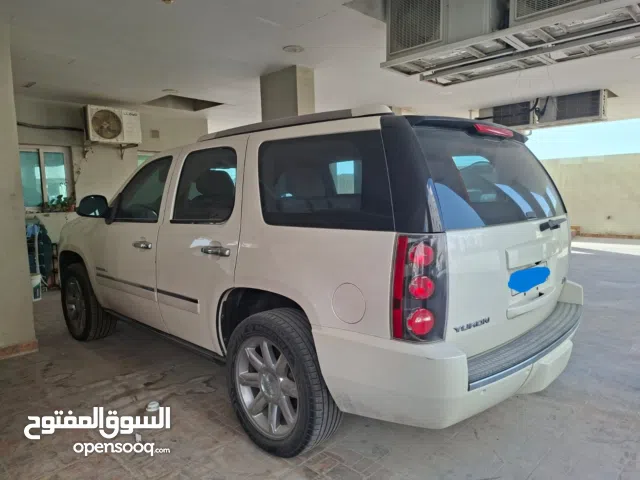 Used GMC Yukon in Muharraq