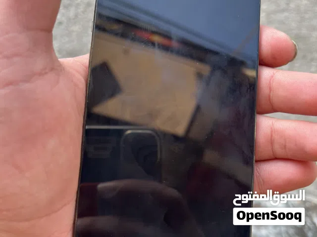 ايفون 13 برو اخضر 256g مش مفتوح ولا مغيرلو شي