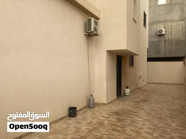 180 m2 3 Bedrooms Apartments for Rent in Tripoli Al-Serraj