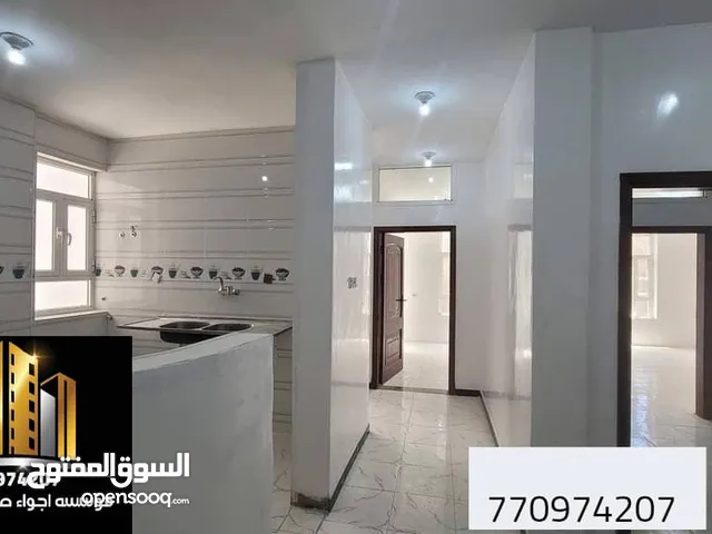 150m2 4 Bedrooms Apartments for Sale in Sana'a Bayt Baws