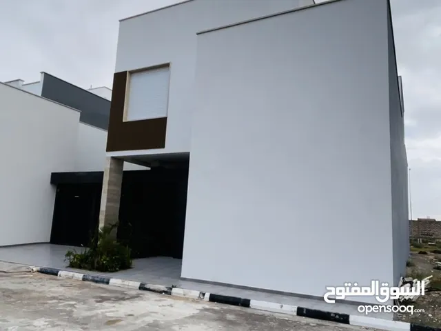 470m2 5 Bedrooms Villa for Sale in Tripoli Airport Road
