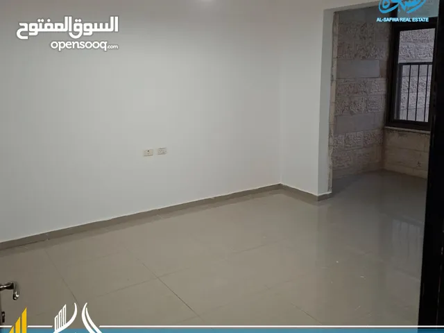200 m2 3 Bedrooms Apartments for Rent in Ramallah and Al-Bireh Al Irsal St.