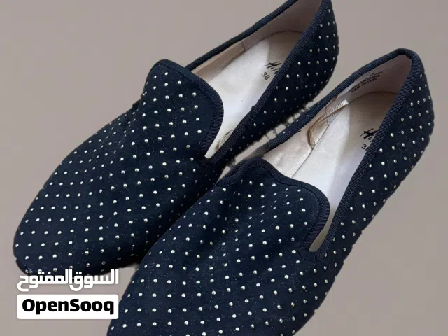 حذاء فلات ماركة H&M