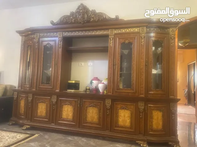 مكتبه نضيفه ربي يبارك .........