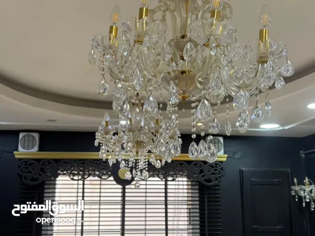 5 ثريات كبار للبيع