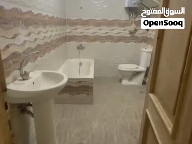 شقه للبيع في المنطقه الثامنه مدينه نصر