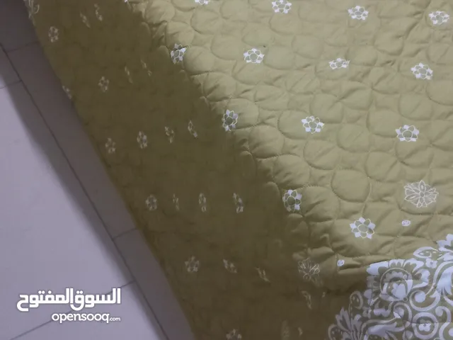 تخت مفرد مستعمل للبيع