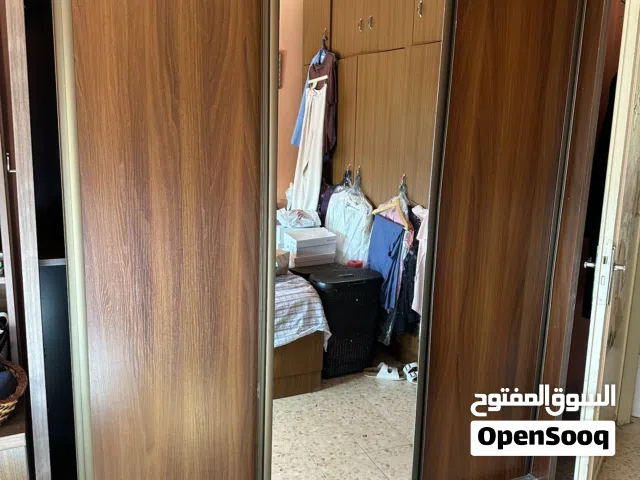 خزانة ثقيل تفصيل دورف سحابات حديثة بحالة الجديد