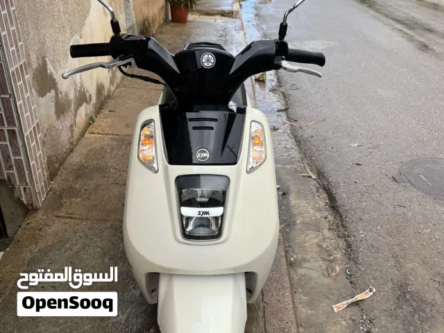 Sym  Tonik  2023 blanc