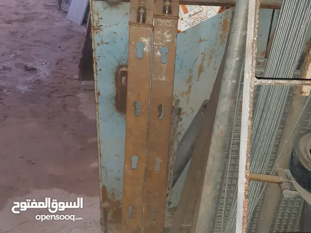 قانطى خشب يستعمل لى ورش النجارة