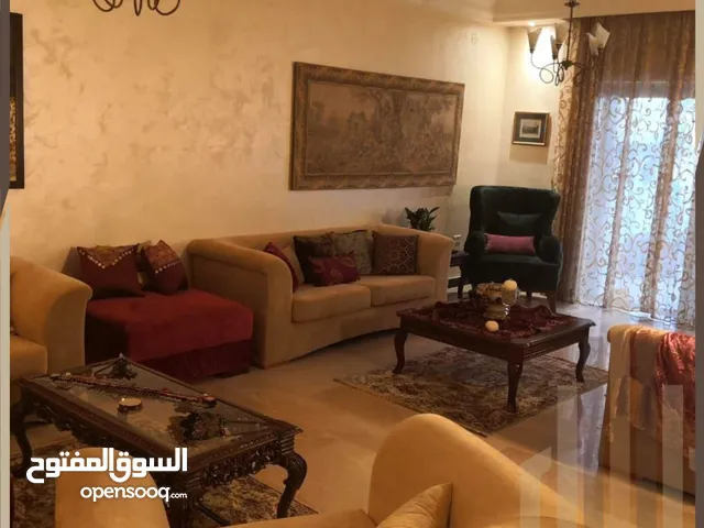 835 m2 More than 6 bedrooms Villa for Sale in Amman Deir Ghbar