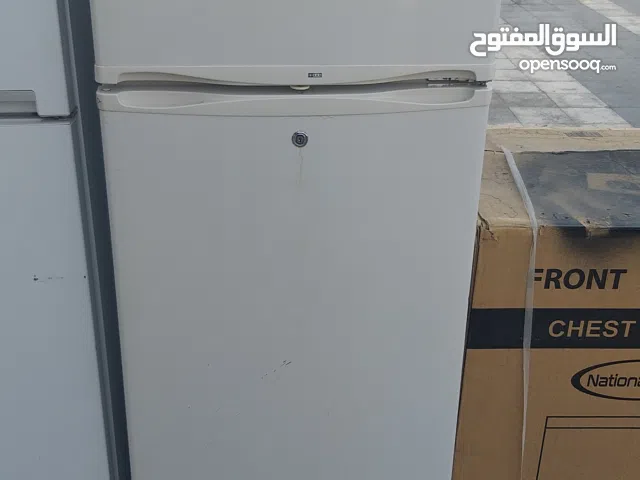 ثلاجه كاستل حجم 350 لتر نوفروست لون ابيض بحاله جيده