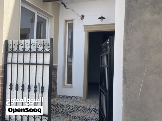 110 m2 2 Bedrooms Townhouse for Rent in Tripoli Ain Zara