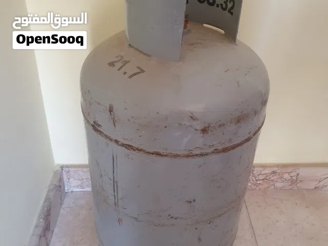 سليندر غاز بحاله جيده ويوجد بيه غاز