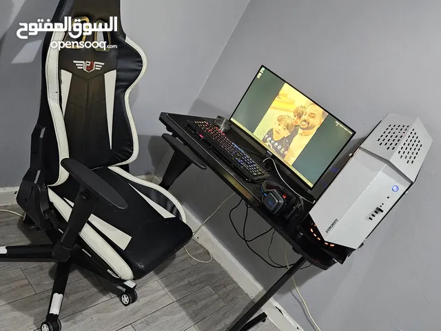 للبيع بي سي بوضع جدا عالي ممتاز