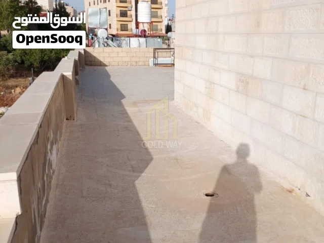 عقار مميز في موقع مميز في تلاع العلي شقة أخير مع روف 220م بتشطيب راقي / ref 1320