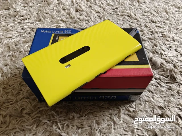 Nokia Lumia 920 Yellow Excellent Condition for Nokia Phone Lovers