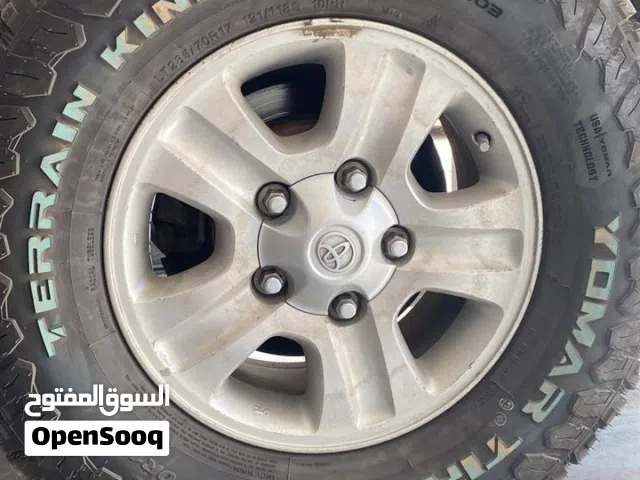 Yomar  مقاس 285/70/17