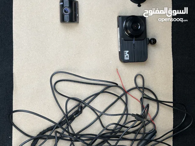 كاميرا خلفية وأمامية مستعملة للسيارات بجودة جيدة بسعر معقول