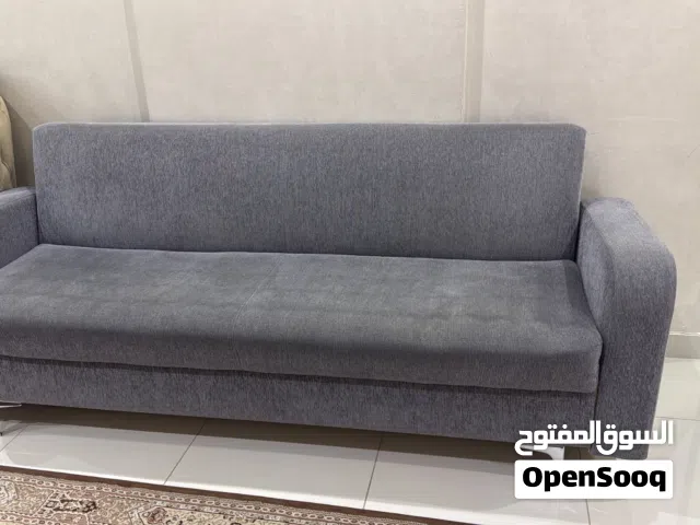كنبة بها صندوق تخزين + امكانية ان تصبح سرير