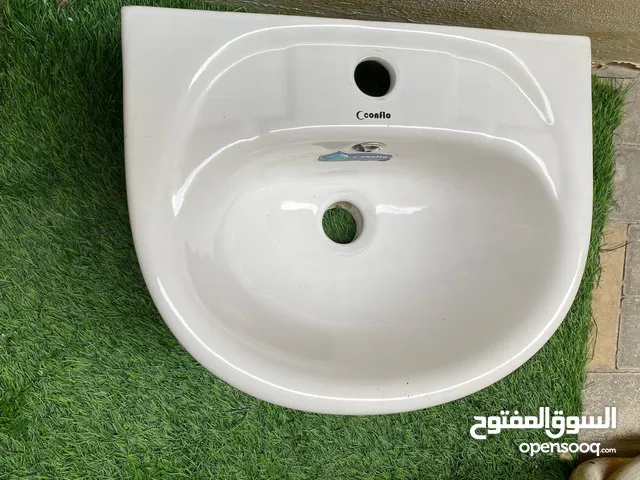 Small Bathroom Sink (Wash Basin)