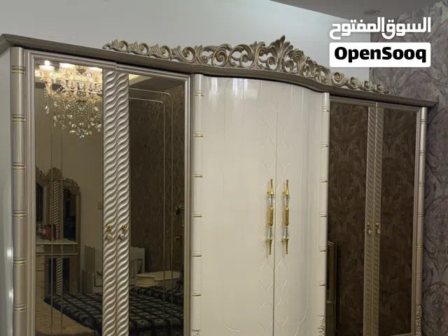 غرفة ملكي  اشتريتها ب4 ملايين ونص واريدها مليون ونص