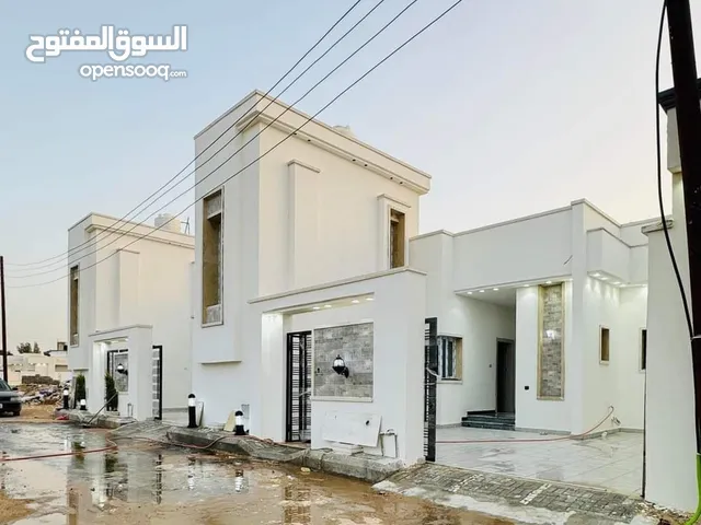 165 m2 3 Bedrooms Townhouse for Sale in Tripoli Khallet Alforjan