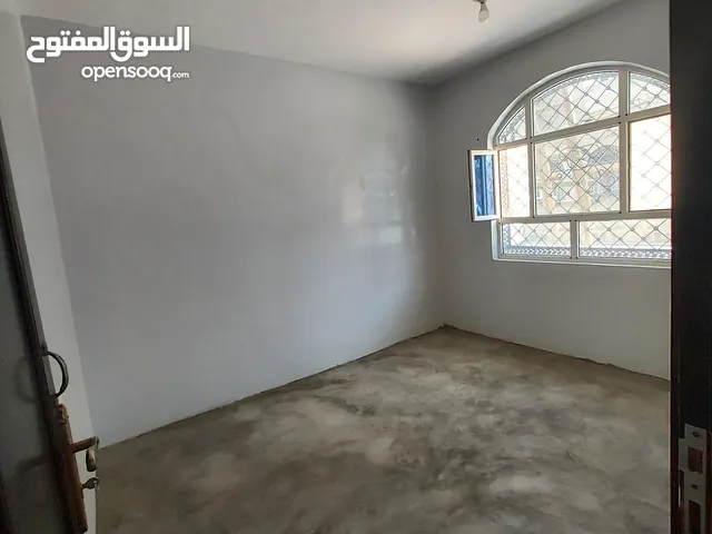 4 m2 2 Bedrooms Apartments for Rent in Sana'a Sa'wan