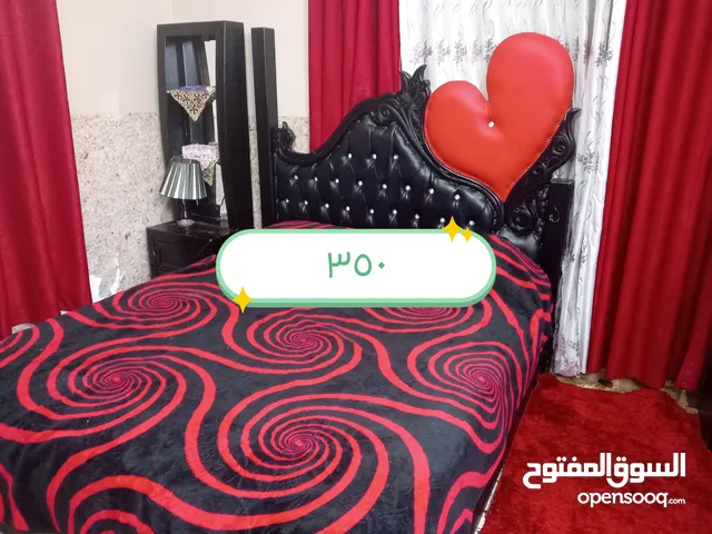 غرفة نوم وأشياء اخرى