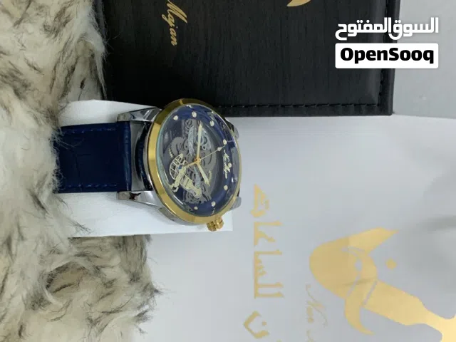 ساعة نور مجان جديد يتوفر اللون الازرق و البني