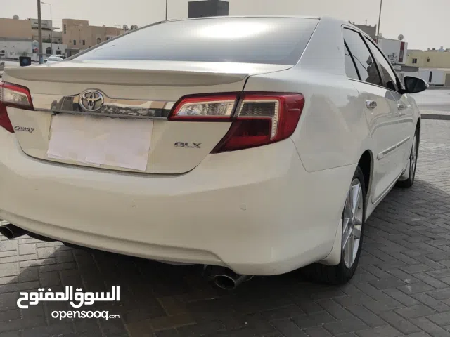 تويوتا كامري 2015 للبيع