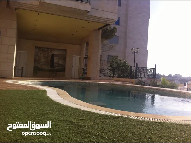 1000 m2 5 Bedrooms Villa for Rent in Amman Khalda