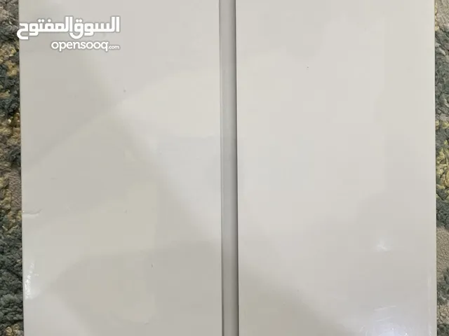 Apple iPad 9 64 GB in Al Batinah