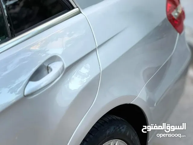 مرسيدس بنز الفئه E300