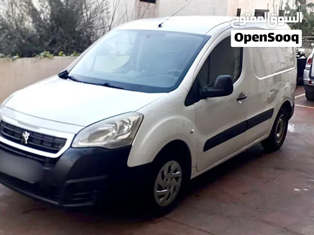 2016, بيجو, بارتنر, Standard